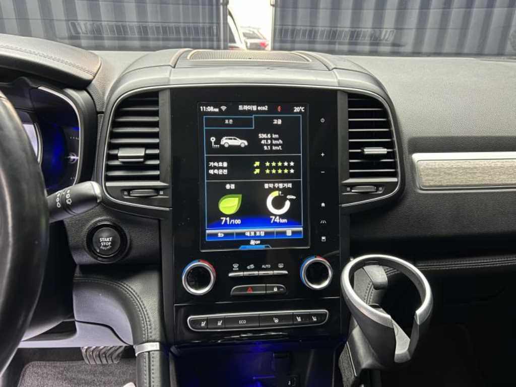 SAMSUNG QM6 - Vista 10