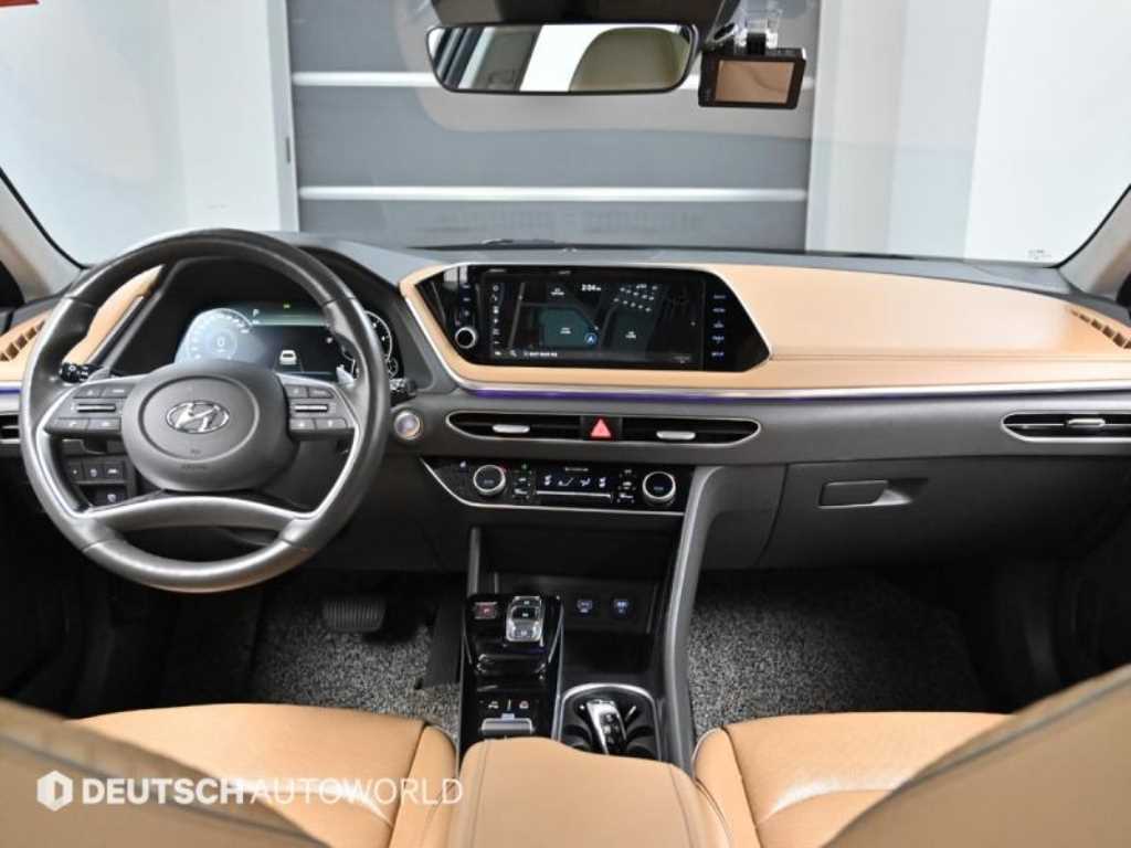 HYUNDAI Sonata - Vista 7