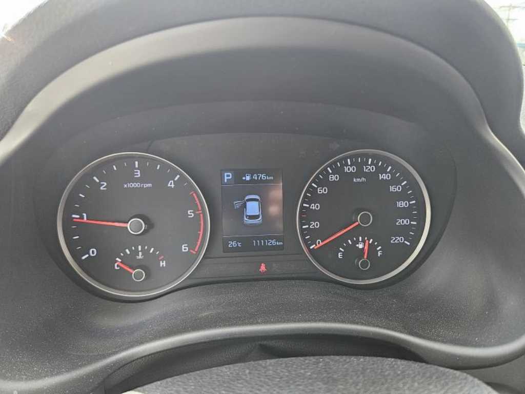 KIA Stonic - Vista 9