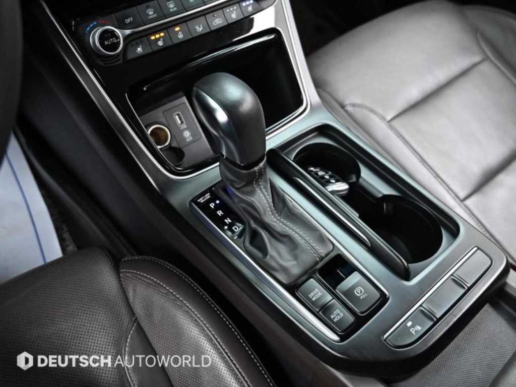 HYUNDAI Grandeur - Vista 9