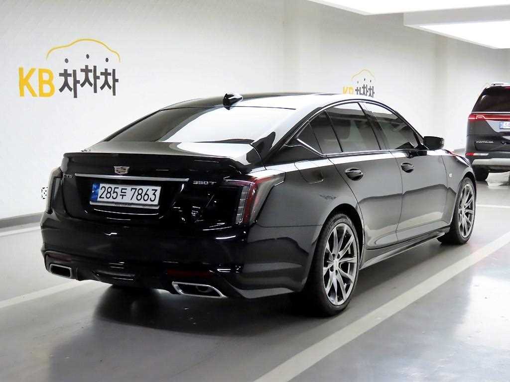 Cadillac CT5 - Vista 4