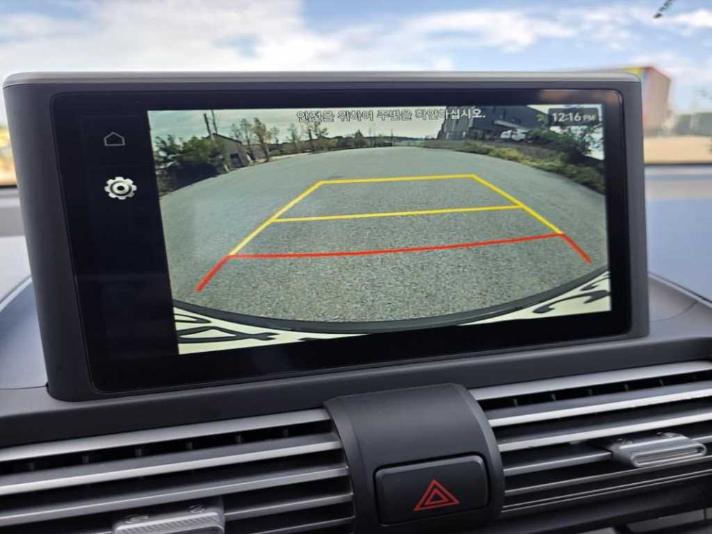 HYUNDAI Casper - Vista 10