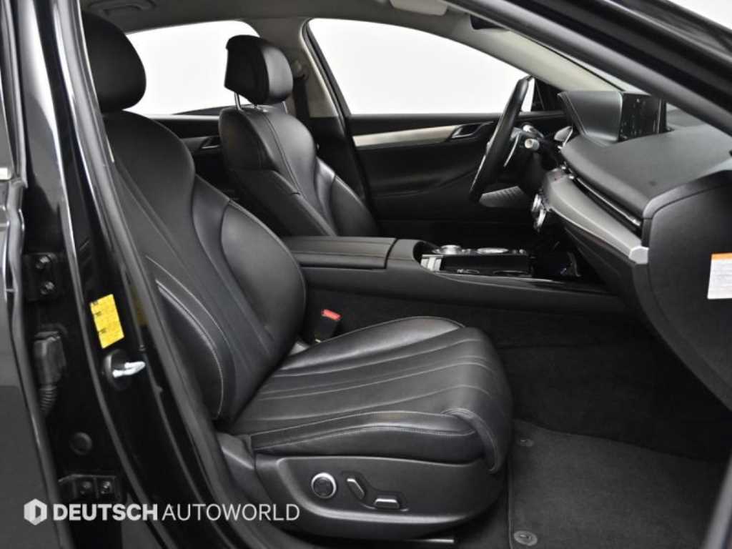 Genesis G80 - Vista 10