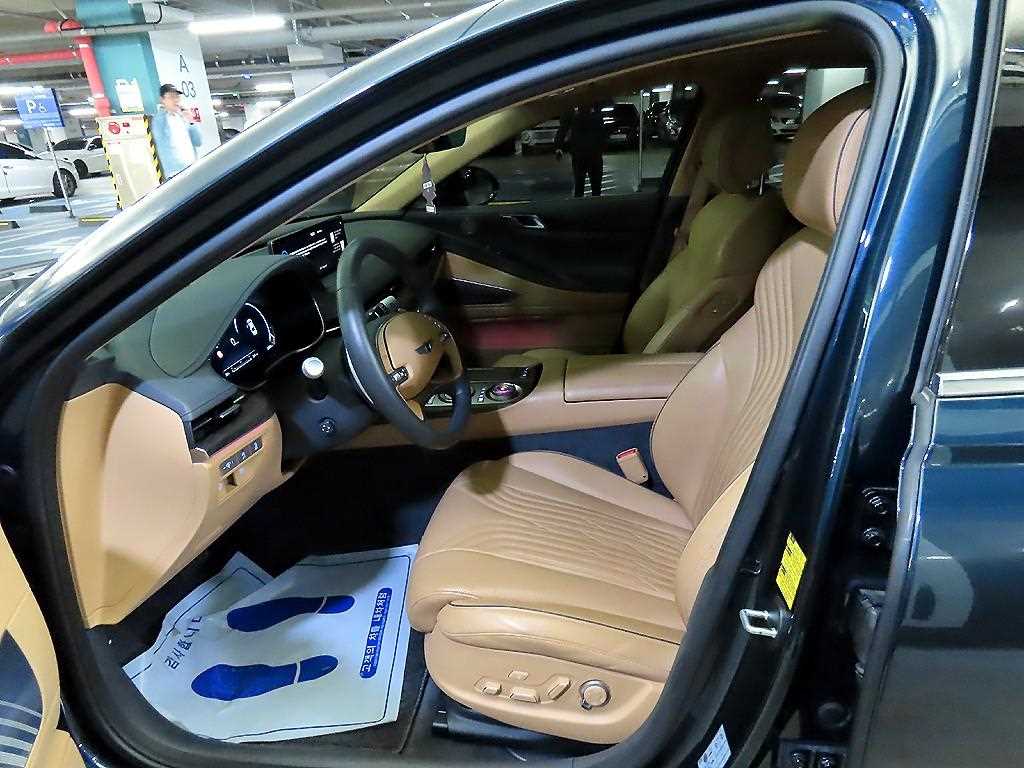 Genesis G80 - Vista 6