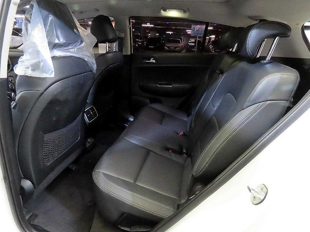 KIA Sportage - Vista 7