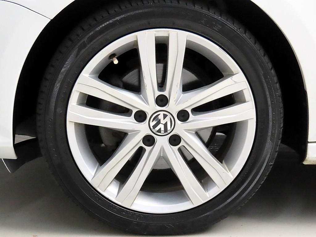 Volkswagen Jetta 2015 Blanco - Importación desde Corea - HF Imports Iquique - Foto 20