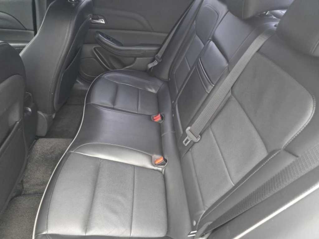 Chevrolet Malibu - Vista 8