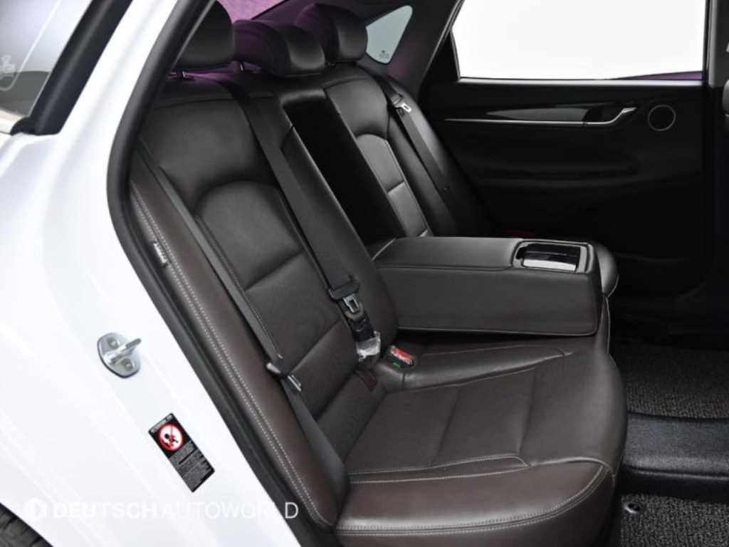 HYUNDAI Grandeur - Vista 12