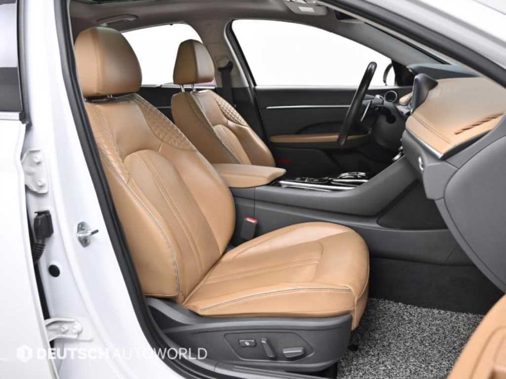 HYUNDAI Sonata - Vista 10