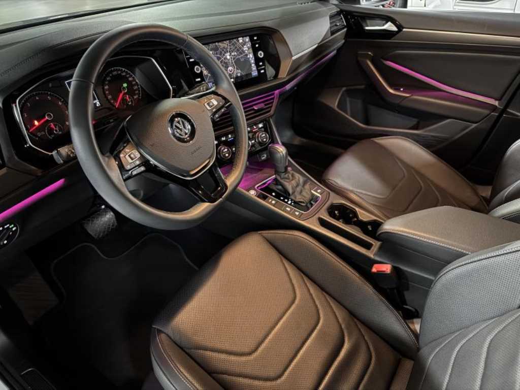 Volkswagen Jetta - Vista 9