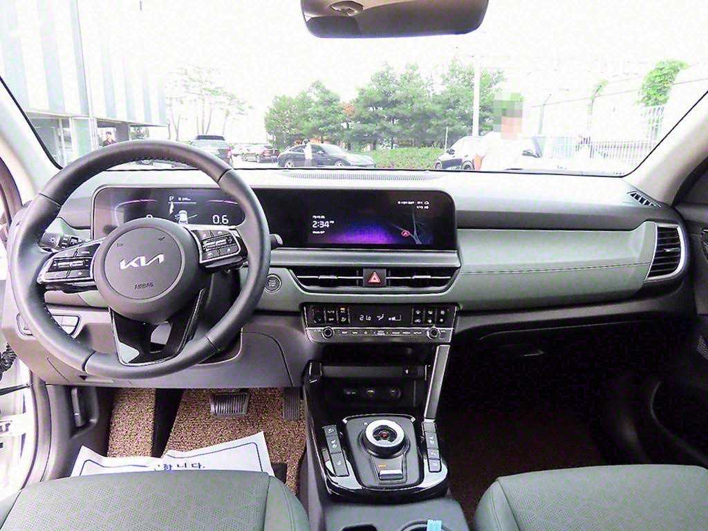 KIA Seltos - Vista 7