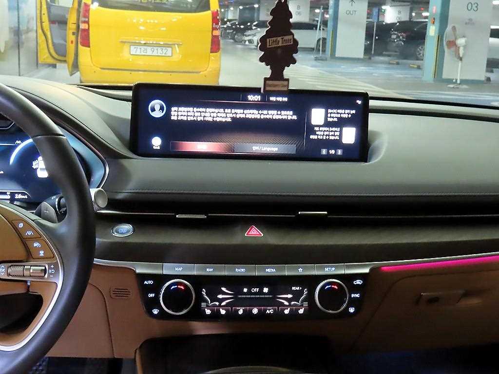 Genesis G80 - Vista 11