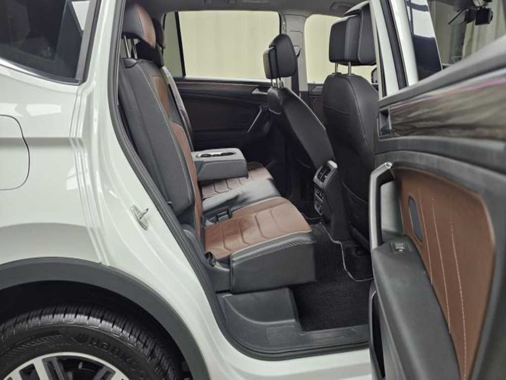 Volkswagen Tiguan - Vista 12