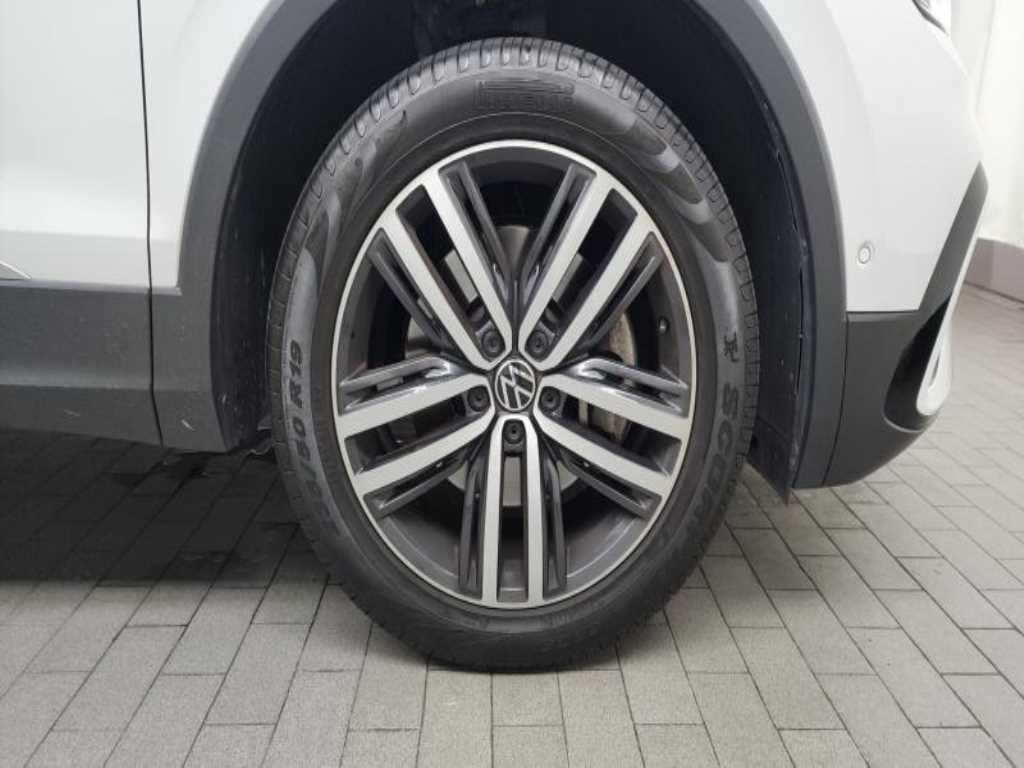 Volkswagen Tiguan - Vista 5
