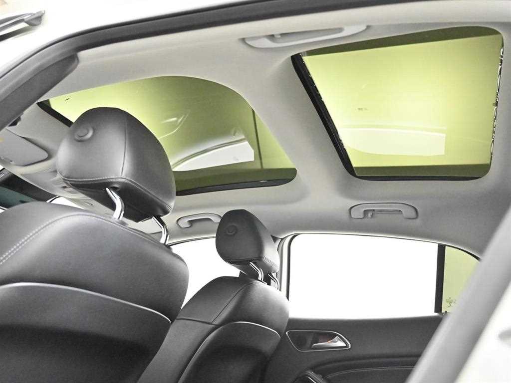 Mercedes Benz GLA Class 2016 Blanco - Importación desde Corea - HF Imports Iquique - Foto 18