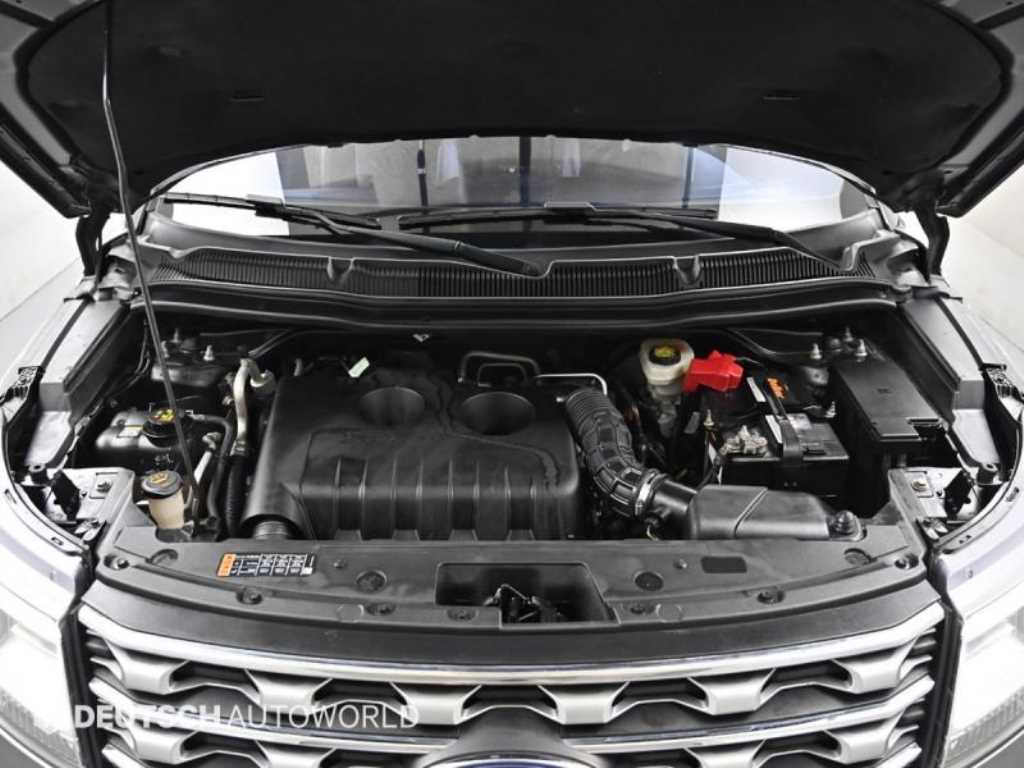 Ford Explorer - Vista 6