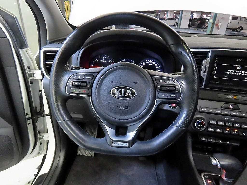 KIA Sportage - Vista 8