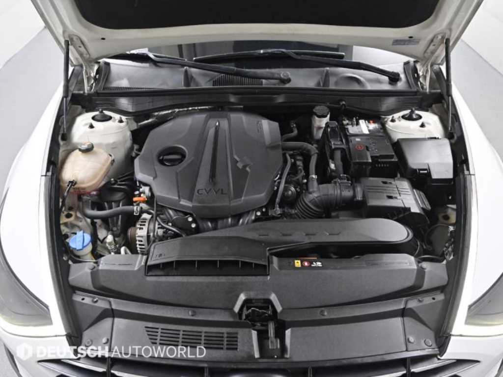 HYUNDAI Sonata - Vista 6