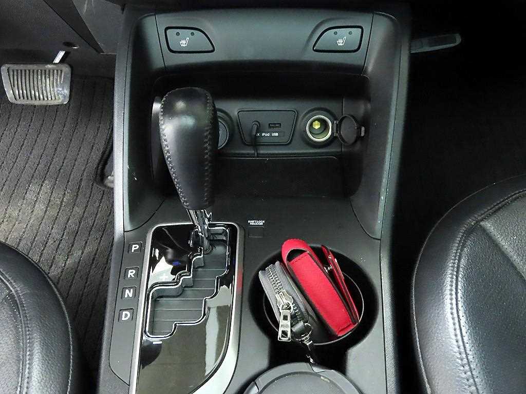 HYUNDAI Tucson - Vista 10