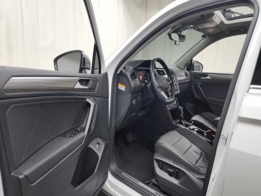 Volkswagen Tiguan - Vista 10