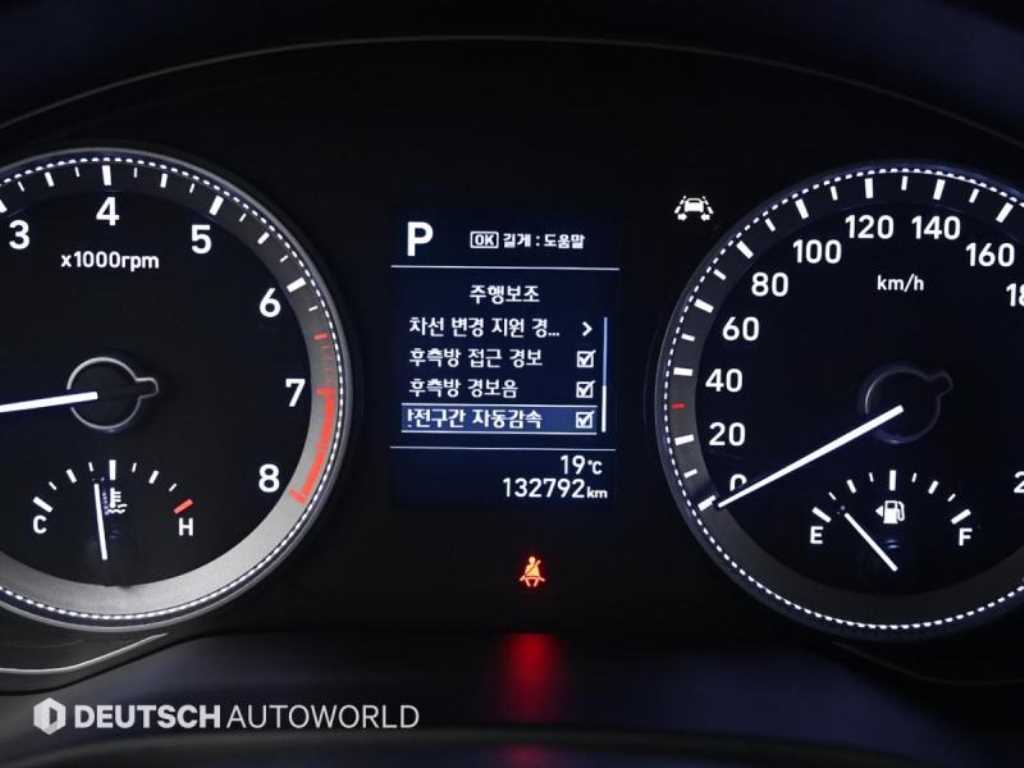 HYUNDAI Grandeur - Vista 8