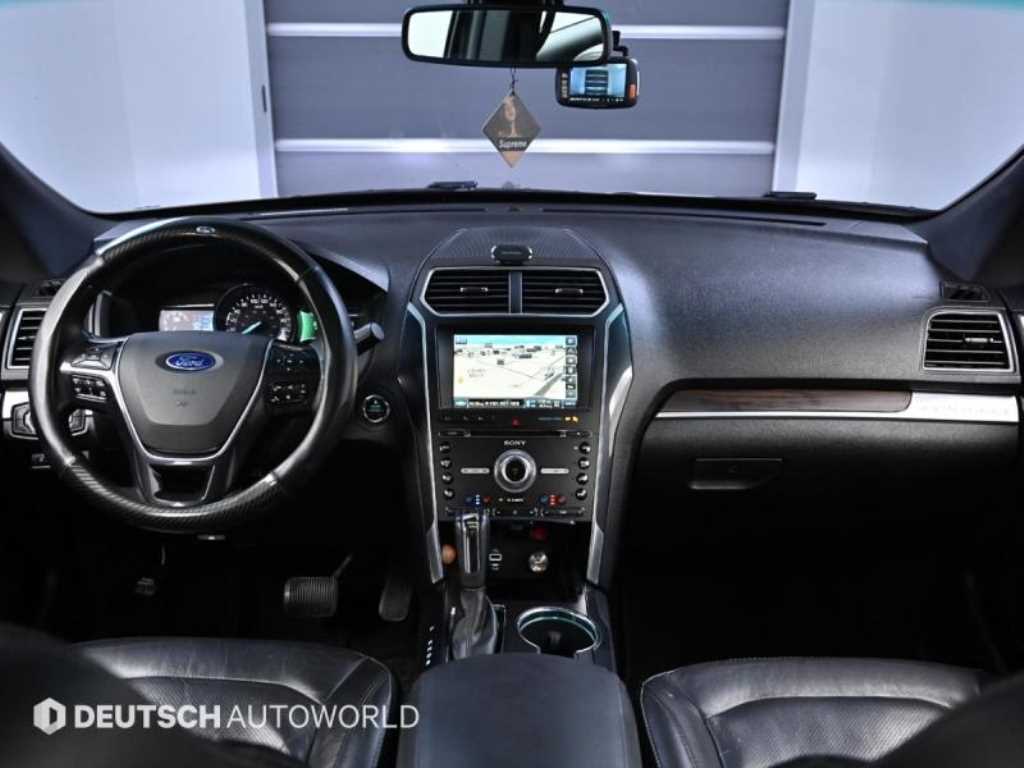 Ford Explorer - Vista 7