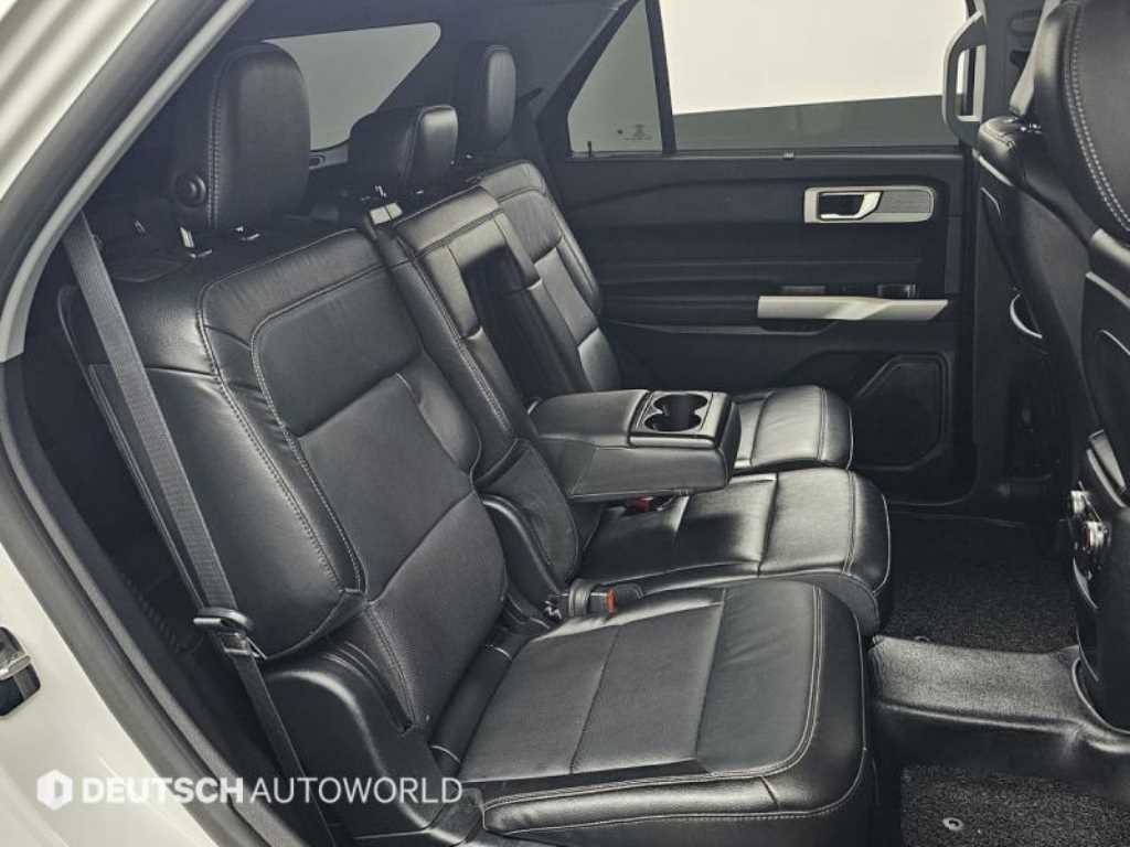 Ford Explorer - Vista 12