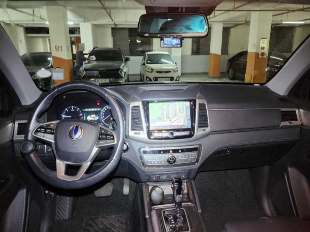 Ssangyong Rexton - Vista 5