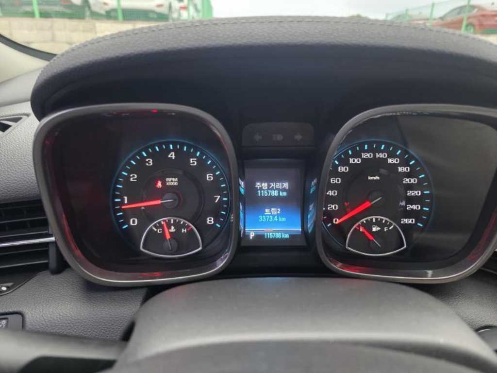 Chevrolet Malibu - Vista 11