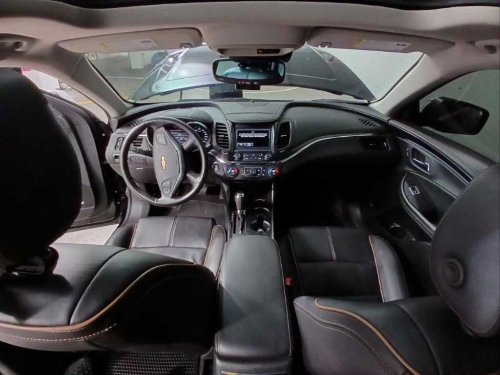 Chevrolet Impala - Vista 6