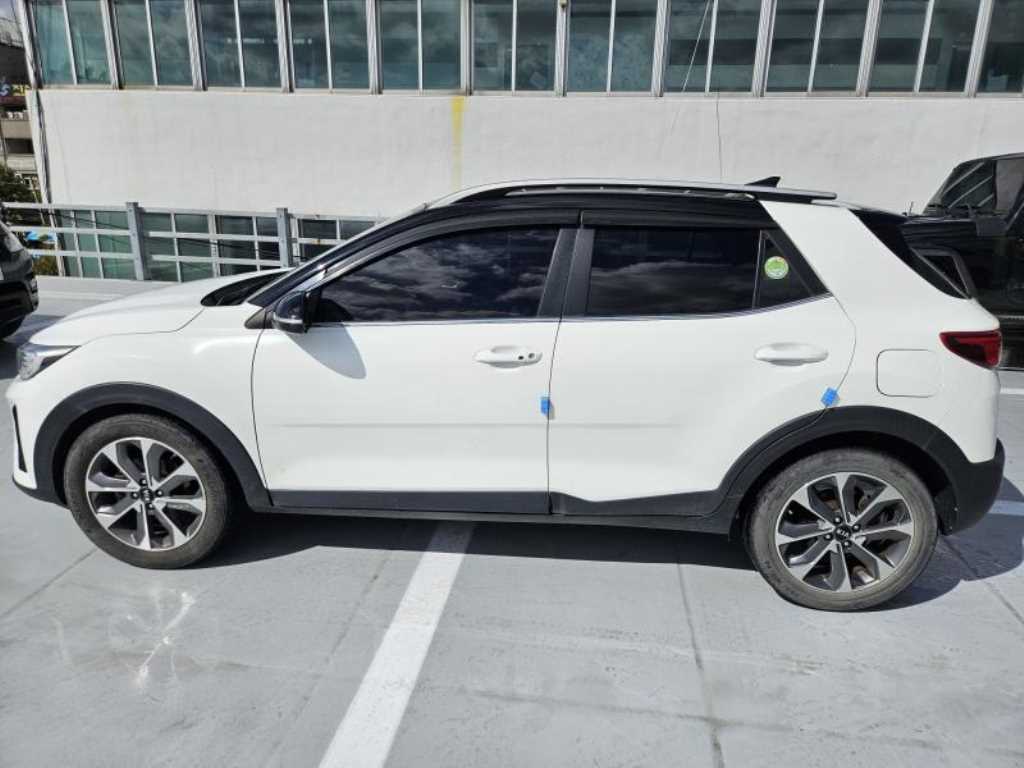 KIA Stonic - Vista 5