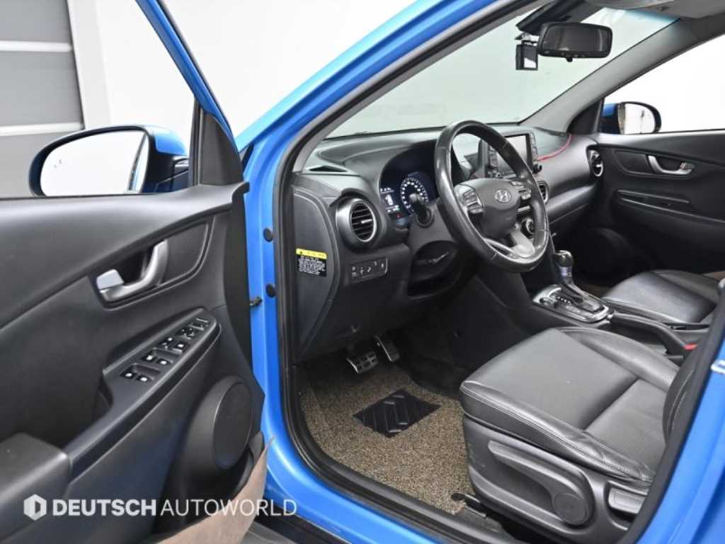 HYUNDAI Kona - Vista 11