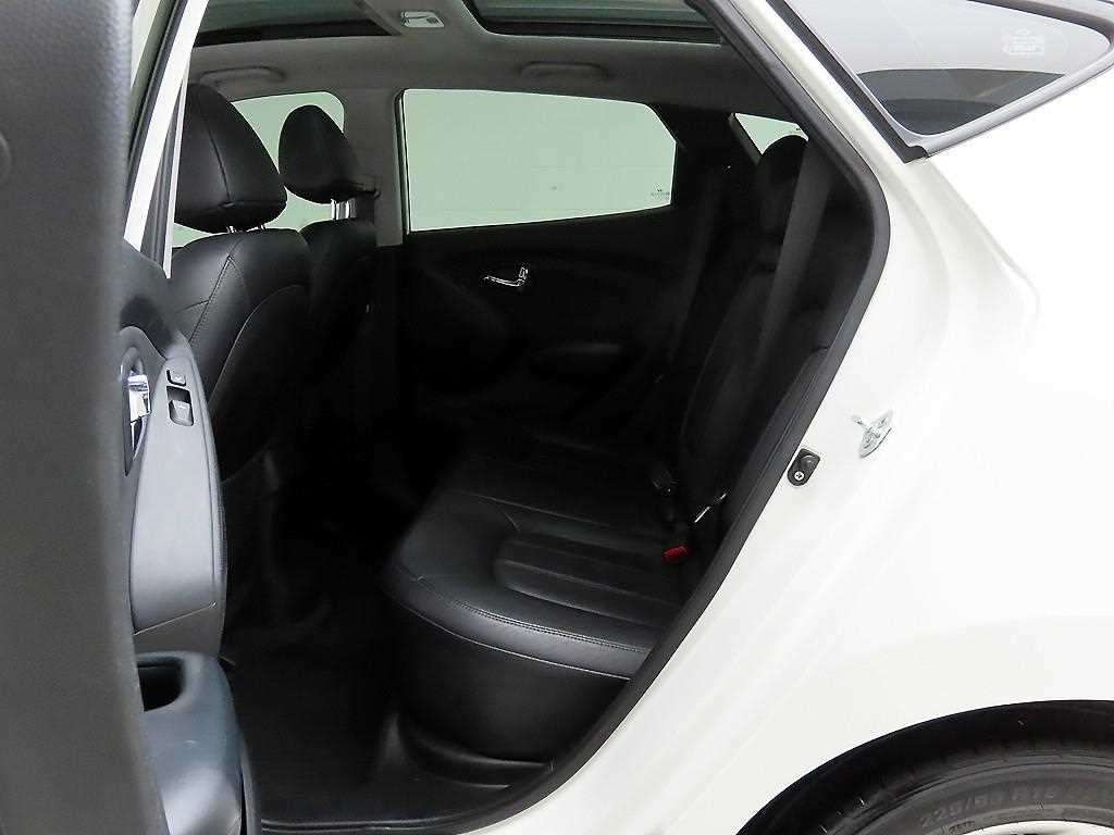 HYUNDAI Tucson 2013 Blanco - Importación desde Corea - HF Imports Iquique - Foto 14