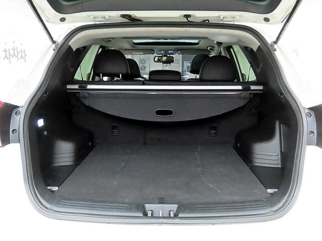 HYUNDAI Tucson - Vista 5