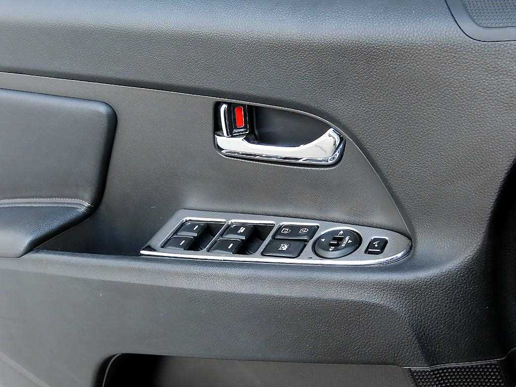 KIA Sportage - Vista 11