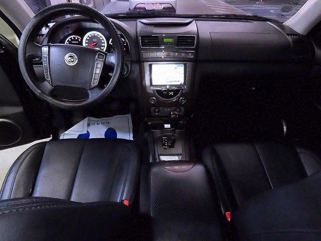 Ssangyong Rexton - Vista 10