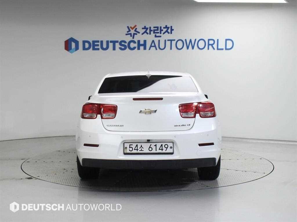 Chevrolet Malibu - Vista 4