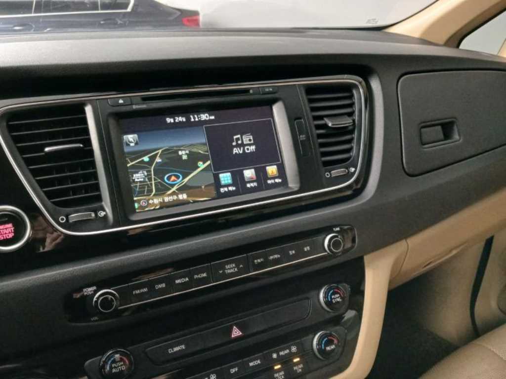 KIA Carnival 2015 Negro - Importación desde Corea - HF Imports Iquique - Foto 13