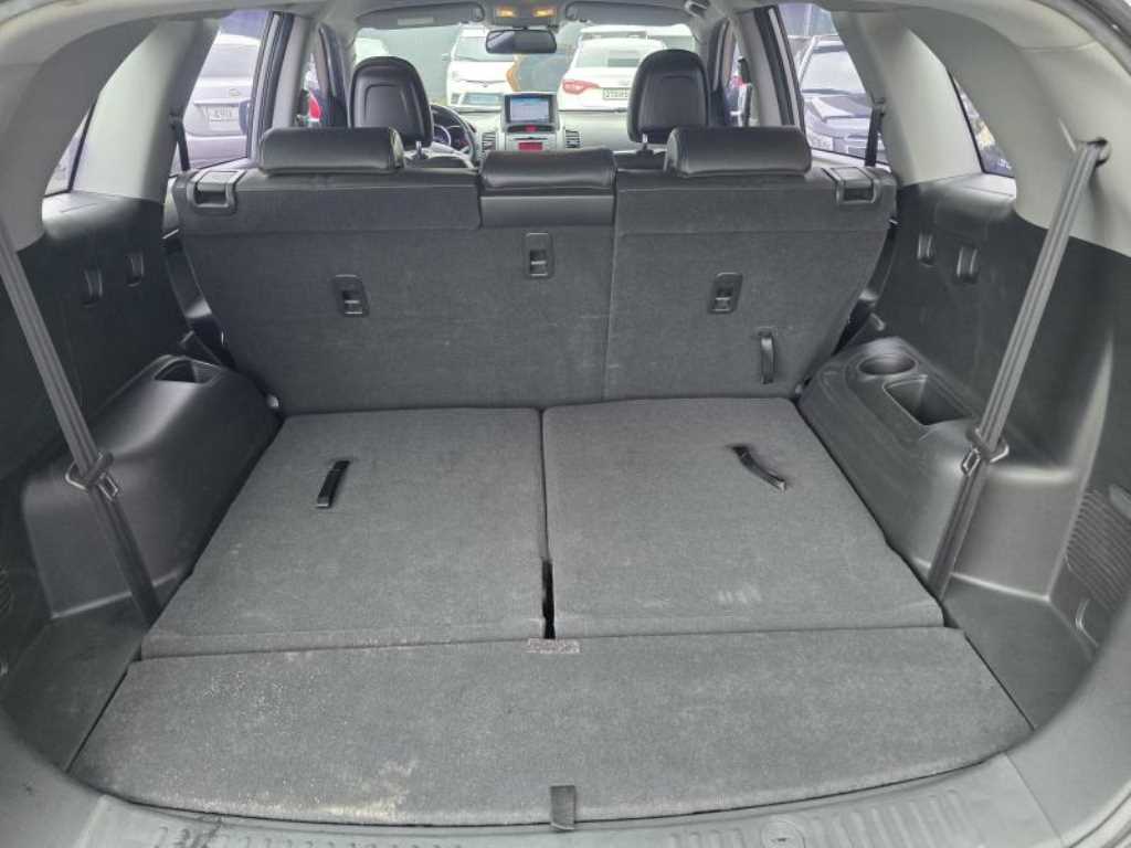 KIA Sorento - Vista 9