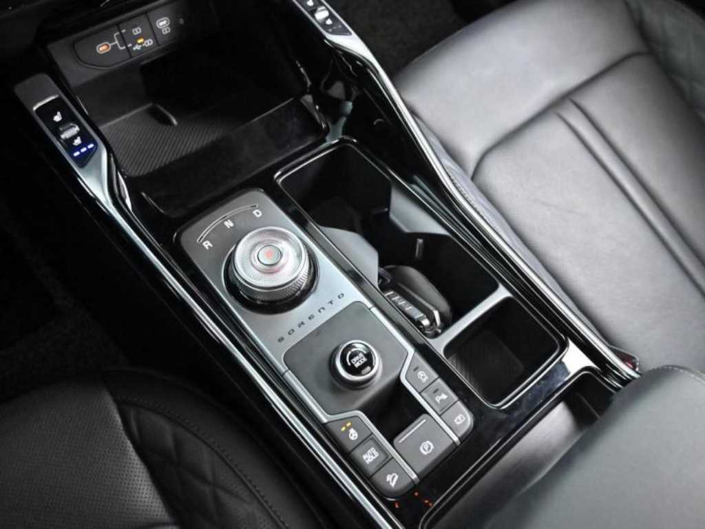 KIA Sorento - Vista 9