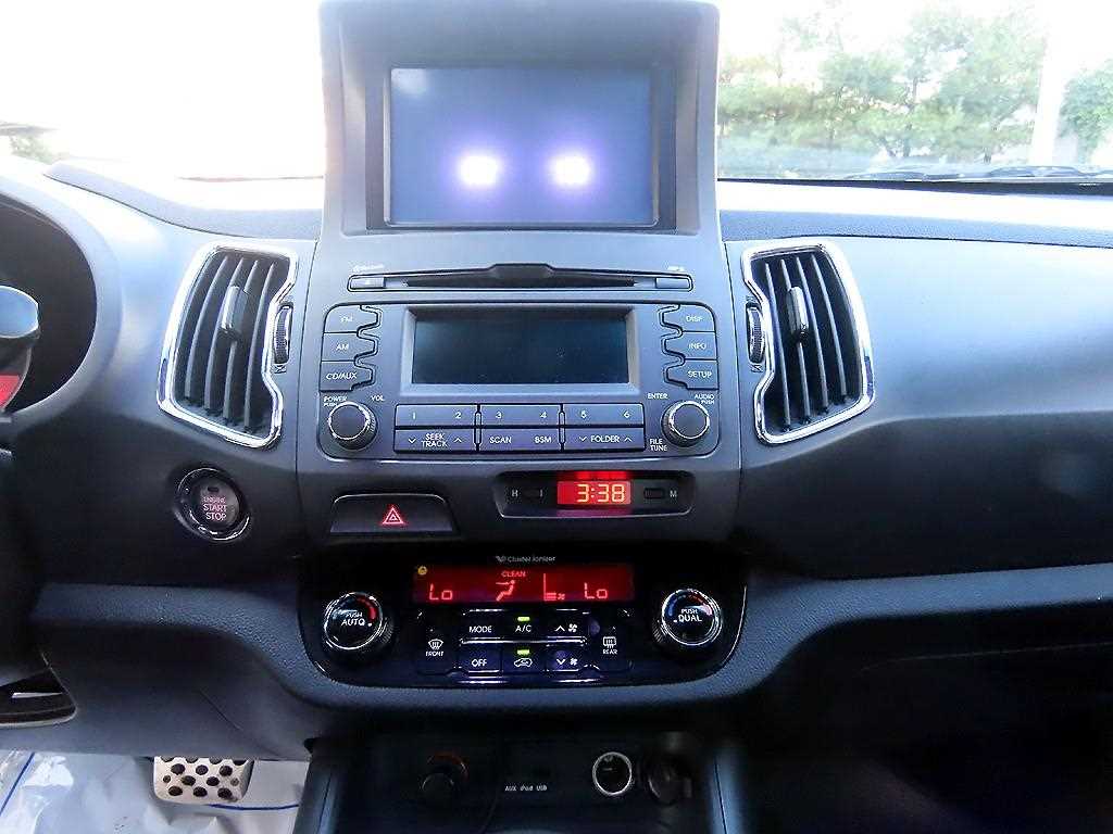 KIA Sportage 2012 Blanco - Importación desde Corea - HF Imports Iquique - Foto 14