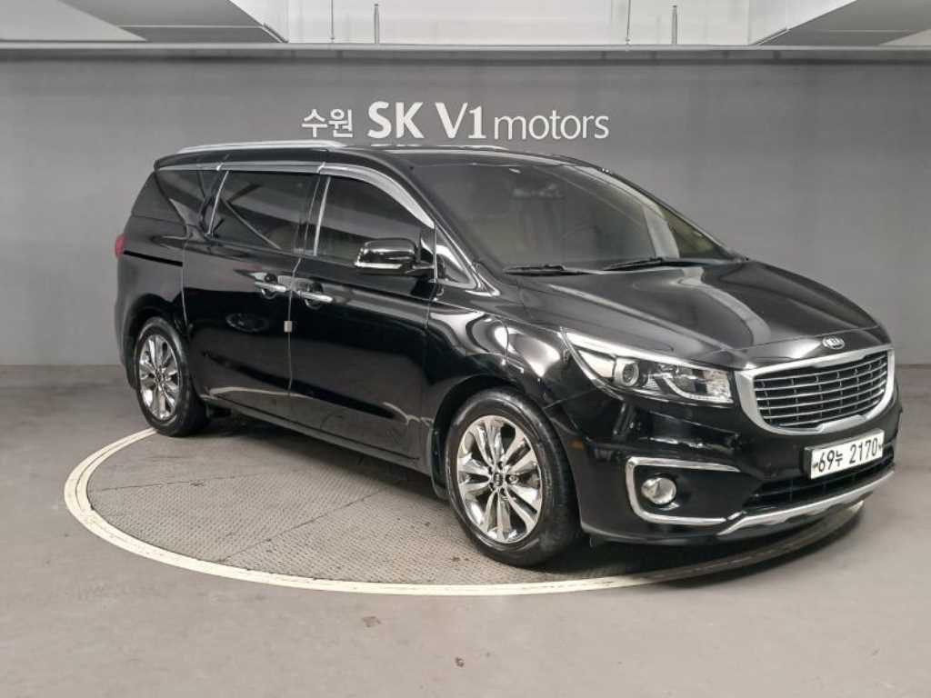 KIA Carnival - Vista 5