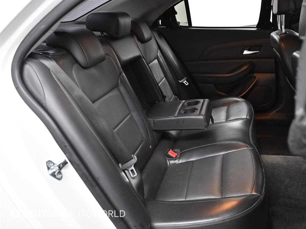 Chevrolet Malibu - Vista 12