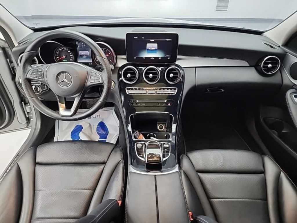 Mercedes Benz C Class - Vista 7