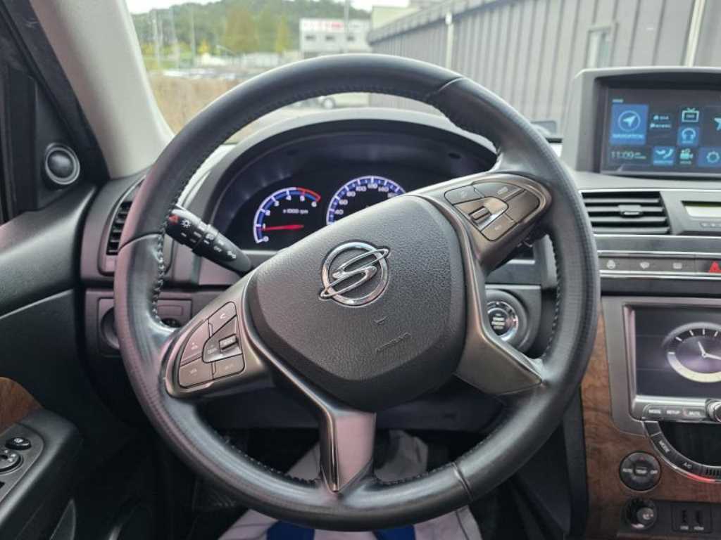 Ssangyong Rexton - Vista 8