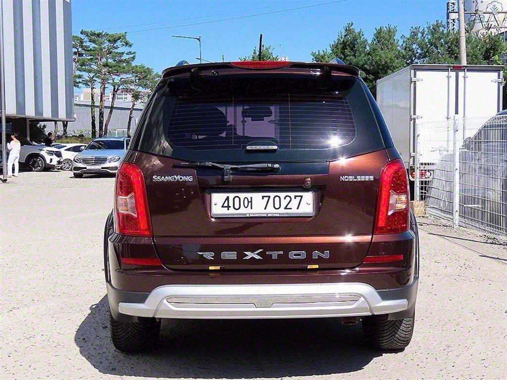 Ssangyong Rexton - Vista 4