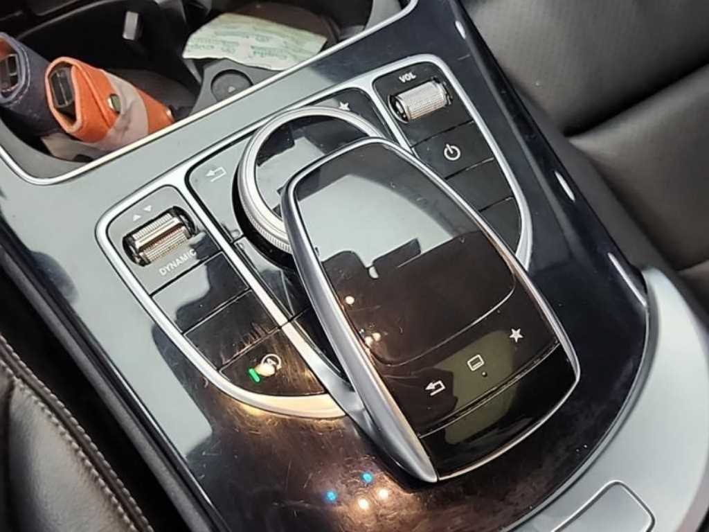 Mercedes Benz C Class 2016 Gris - Importación desde Corea - HF Imports Iquique - Foto 17