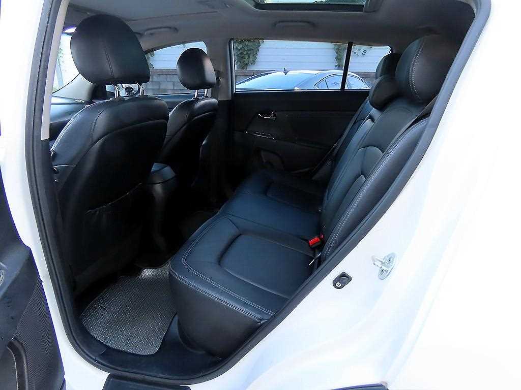 KIA Sportage - Vista 6