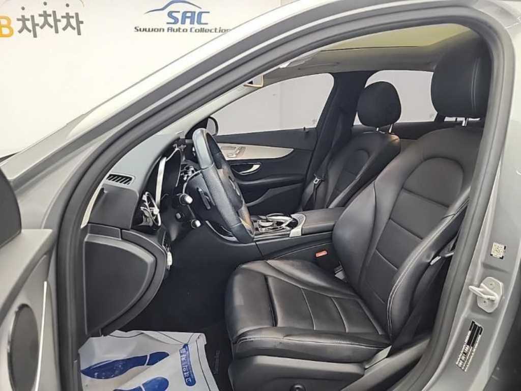 Mercedes Benz C Class - Vista 11