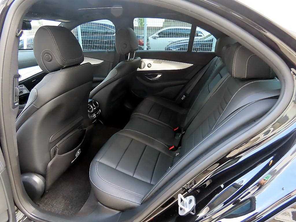 Mercedes Benz E class - Vista 6